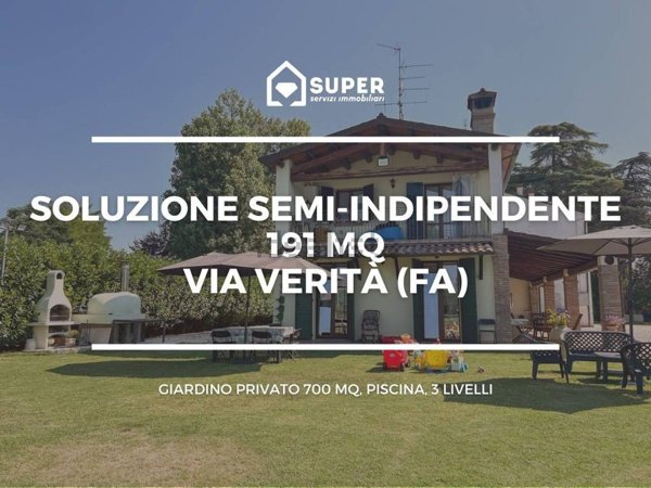 esavano in vendita a Faenza in zona Santa Lucia