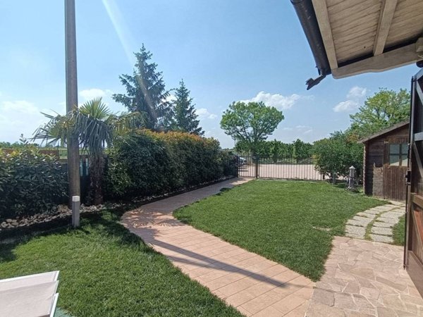 casa indipendente in vendita a Faenza in zona Reda