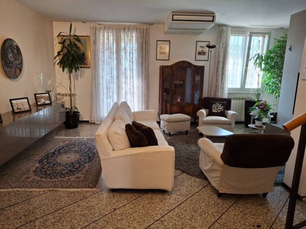 casa indipendente in vendita a Faenza