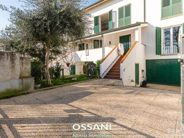 casa indipendente in vendita a Faenza in zona Mezzeno