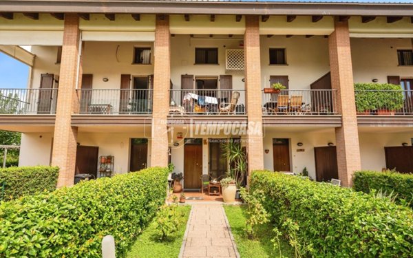 appartamento in vendita a Faenza in zona Santa Lucia