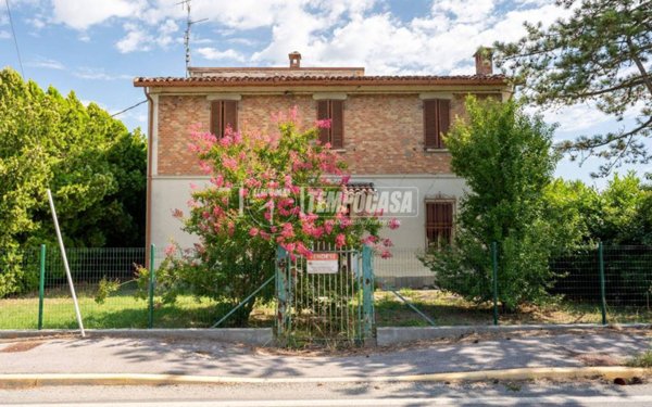 casa indipendente in vendita a Faenza in zona Granarolo