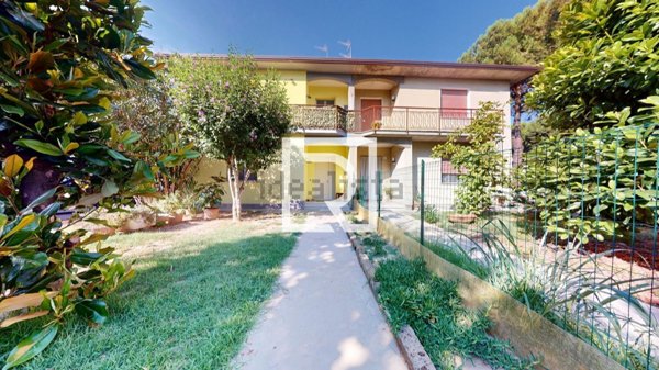 casa indipendente in vendita a Faenza in zona Reda