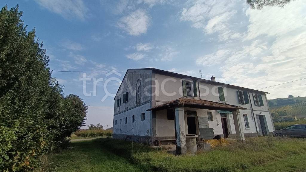 casa indipendente in vendita a Faenza