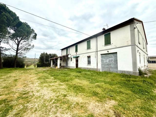 casa indipendente in vendita a Faenza