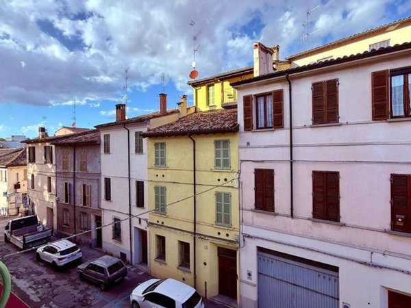 appartamento in vendita a Faenza in zona Centro Storico