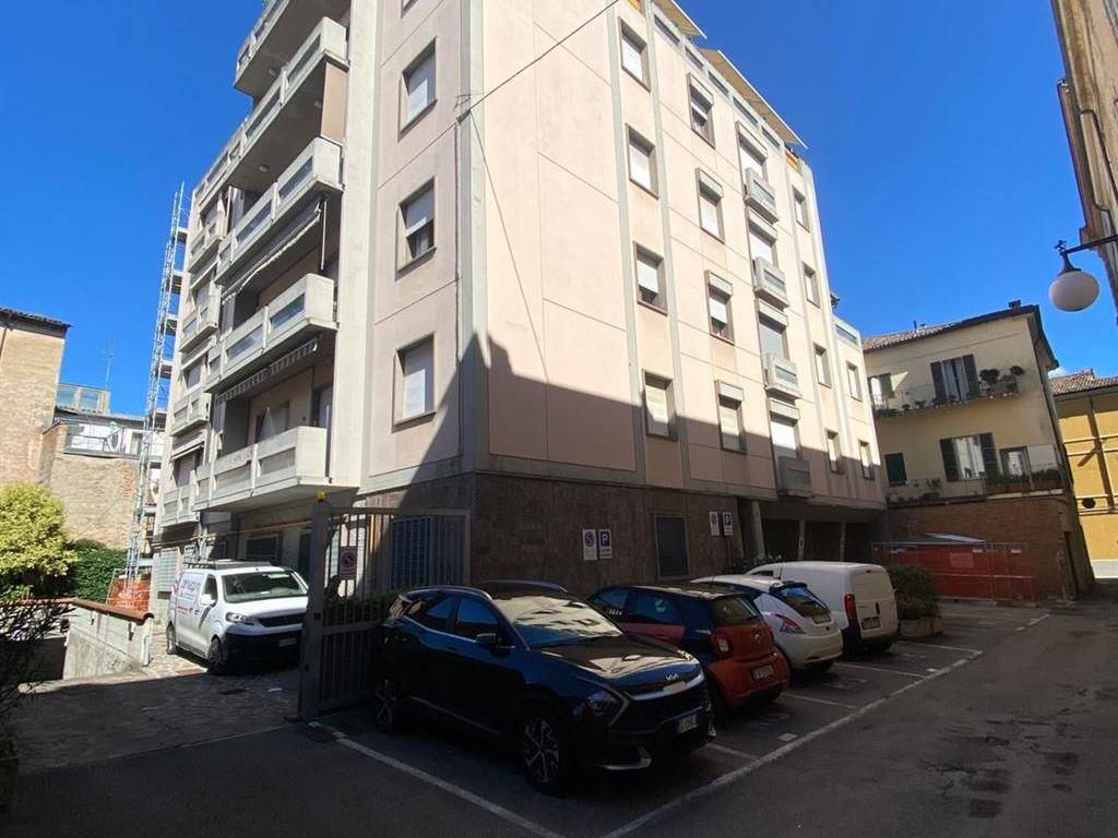 appartamento in vendita a Faenza in zona Centro Storico