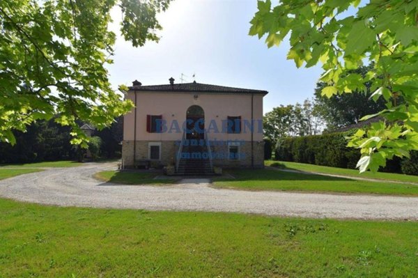 casa indipendente in vendita a Faenza