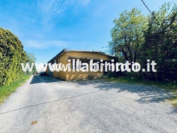 capannone in vendita a Faenza