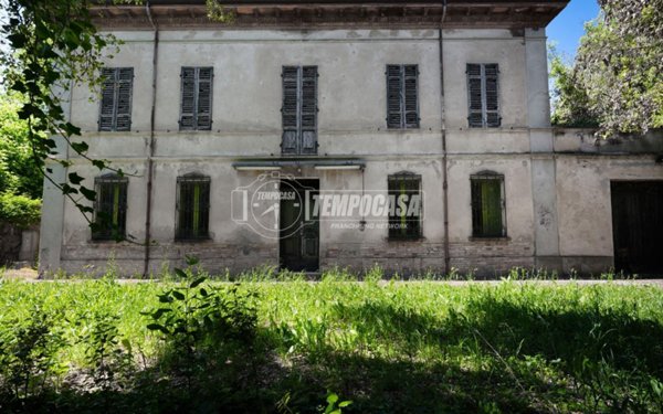 casa indipendente in vendita a Faenza