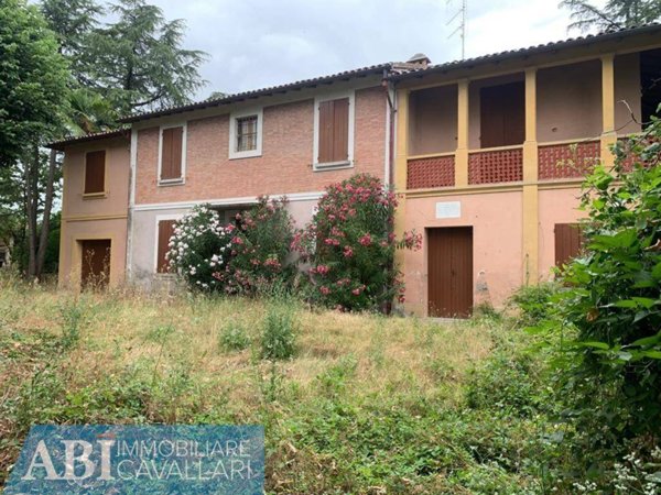 casa indipendente in vendita a Faenza in zona Sarna