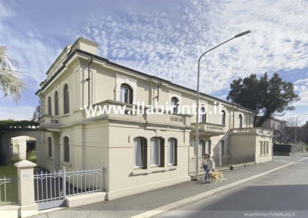 appartamento in vendita a Faenza in zona Centro Storico