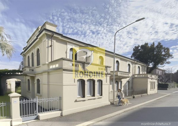 appartamento in vendita a Faenza in zona Centro Storico