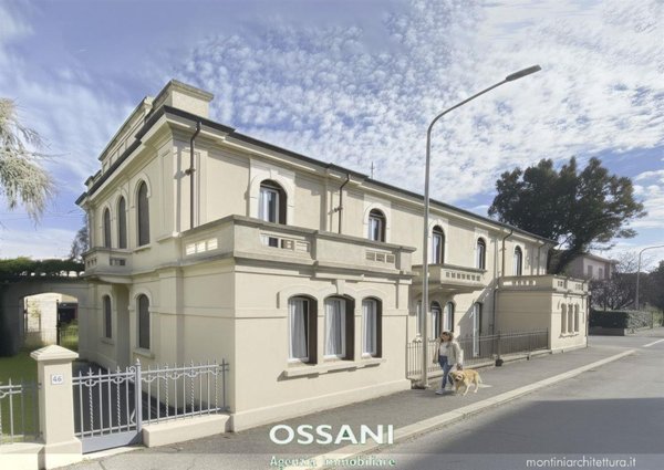 appartamento in vendita a Faenza in zona Centro Storico