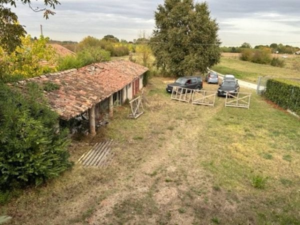 casa indipendente in vendita a Faenza