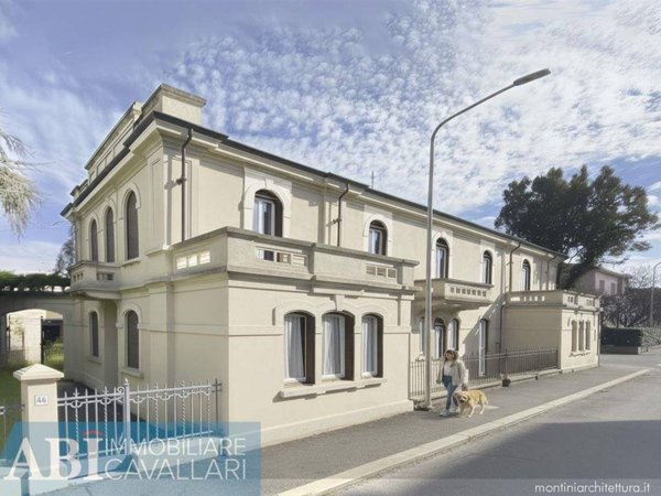 appartamento in vendita a Faenza in zona Centro Storico