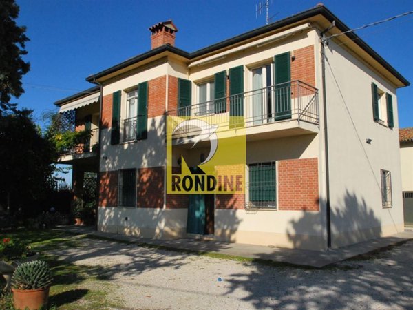casa indipendente in vendita a Faenza