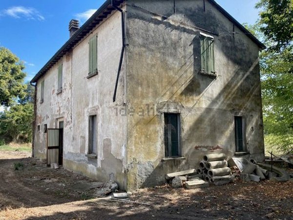 casa indipendente in vendita a Faenza