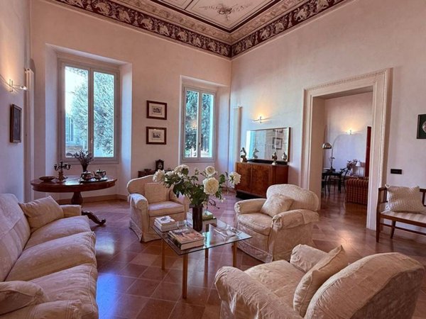 casa indipendente in vendita a Faenza in zona Centro Storico