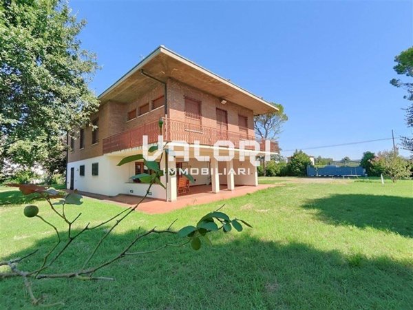 casa indipendente in vendita a Faenza