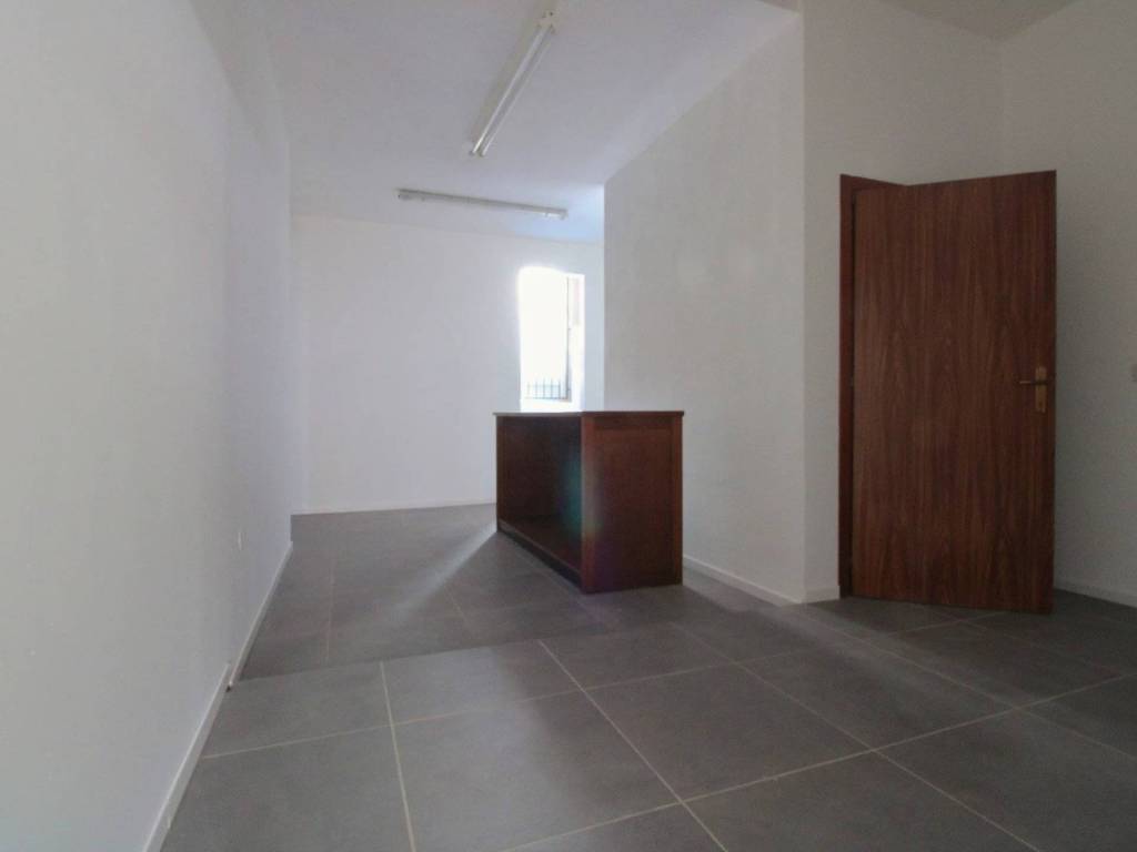 negozio in vendita a Faenza in zona Centro Storico