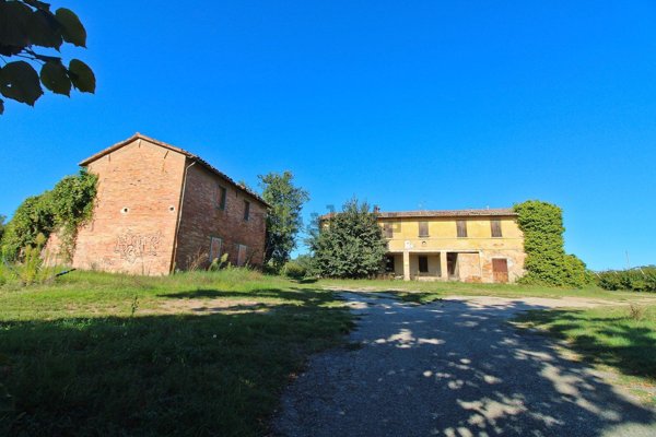 casa indipendente in vendita a Faenza