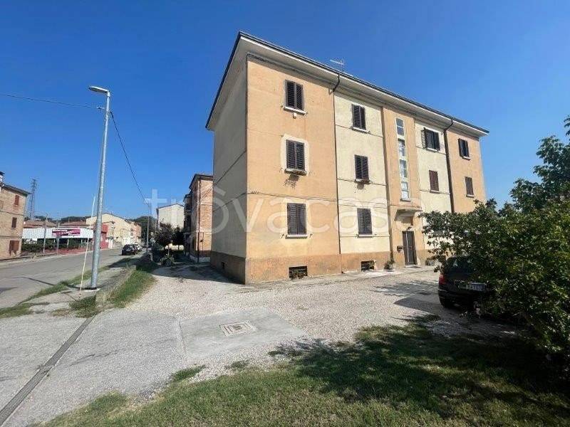 appartamento in vendita a Faenza in zona Fossolo