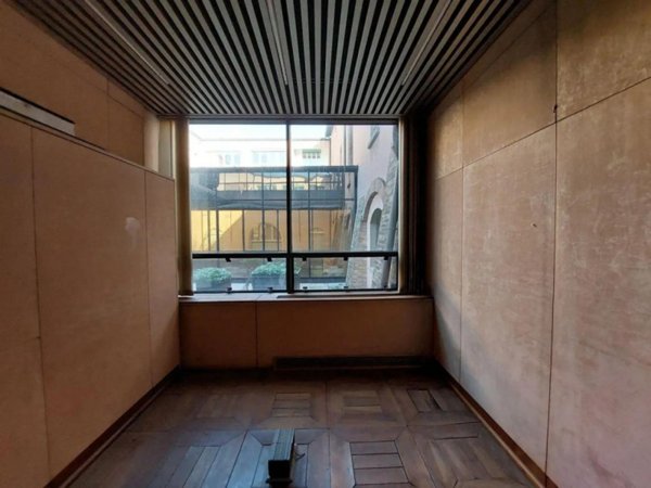 ufficio in vendita a Faenza in zona Centro Storico