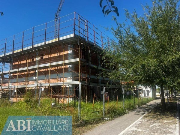 casa indipendente in vendita a Faenza in zona Santa Lucia