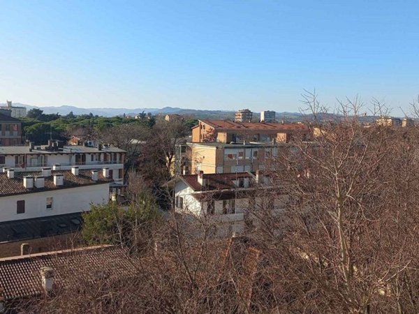 appartamento in vendita a Faenza in zona Centro Storico