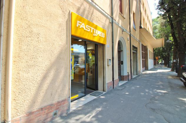 negozio in vendita a Faenza
