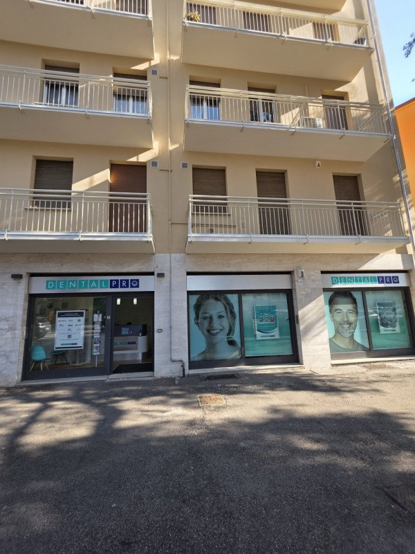 negozio in vendita a Faenza