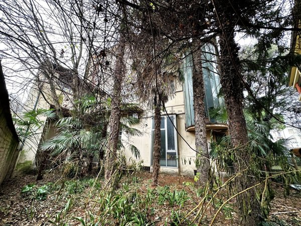 casa indipendente in vendita a Faenza