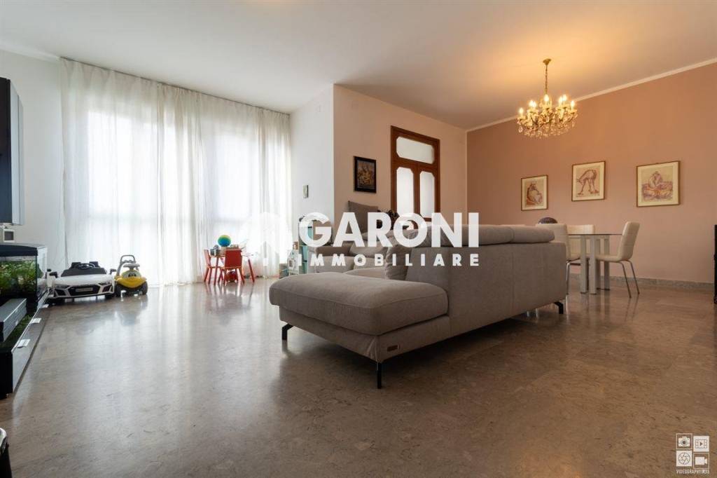 appartamento in vendita a Faenza in zona Centro Storico