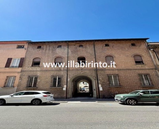 appartamento in vendita a Faenza in zona Centro Storico