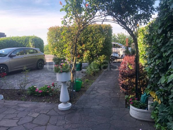 casa indipendente in vendita a Faenza