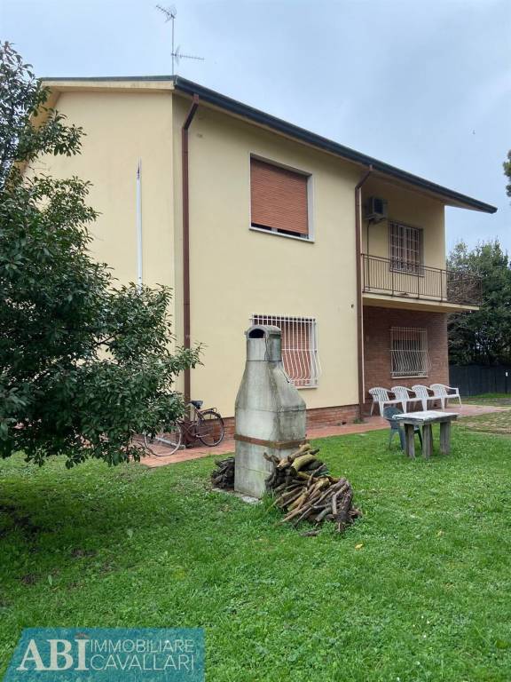 casa indipendente in vendita a Faenza