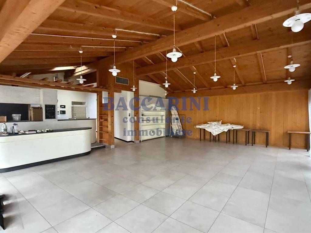 negozio in vendita a Faenza