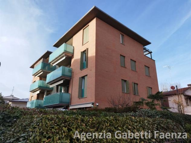 appartamento in vendita a Faenza in zona Centro Storico