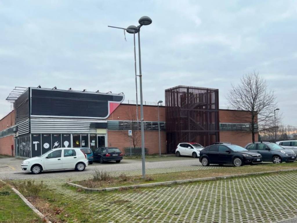 negozio in vendita a Faenza