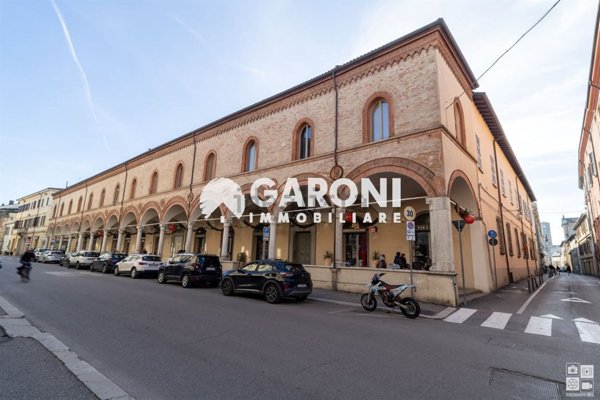 appartamento in vendita a Faenza in zona Centro Storico
