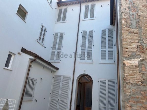 appartamento in vendita a Faenza in zona Centro Storico