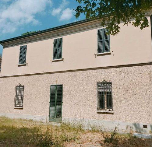 appartamento in vendita a Faenza in zona Centro Storico
