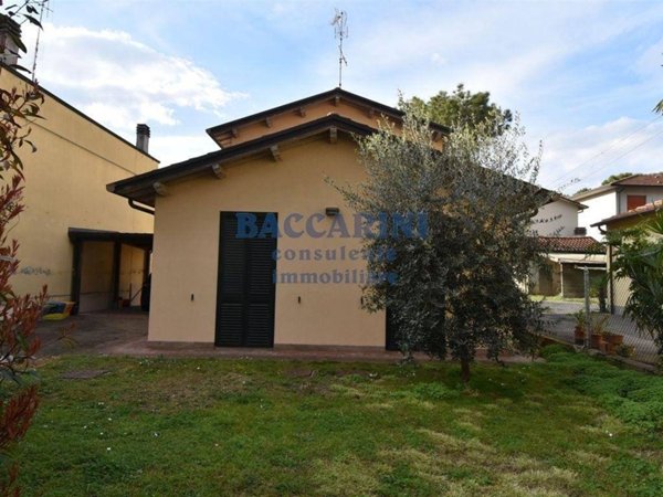 casa indipendente in vendita a Faenza in zona Reda