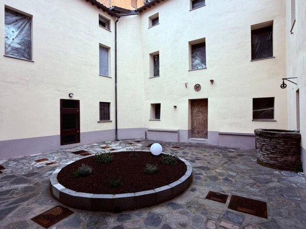 casa indipendente in vendita a Faenza in zona Centro Storico