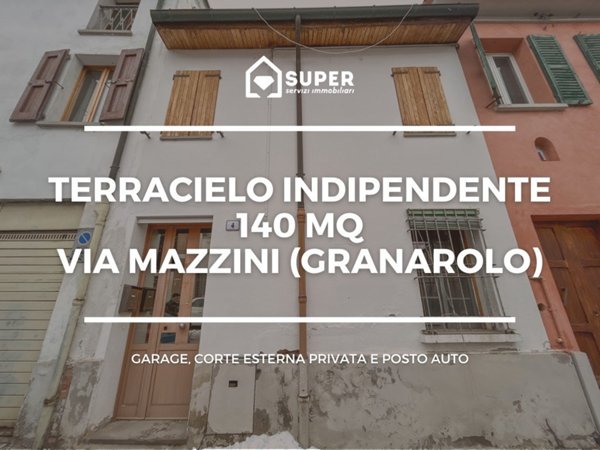 appartamento in vendita a Faenza in zona Centro Storico