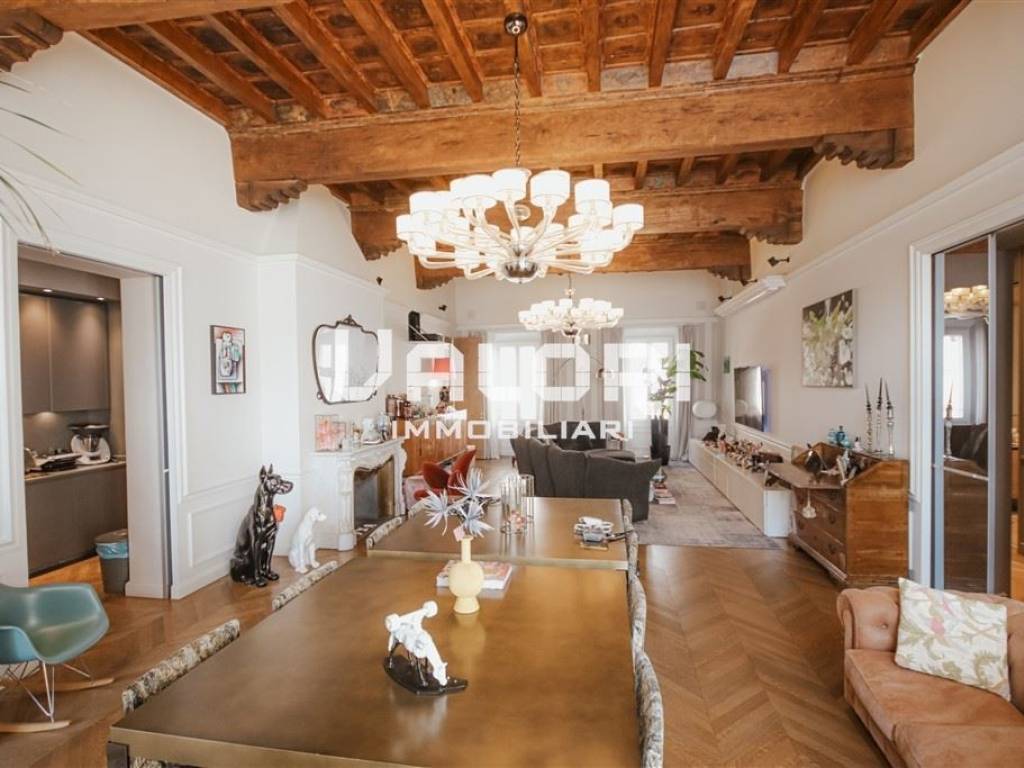 appartamento in vendita a Faenza in zona Centro Storico