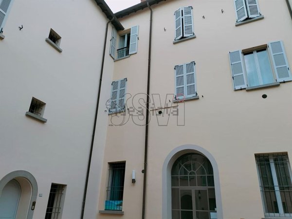 appartamento in vendita a Faenza in zona Centro Storico