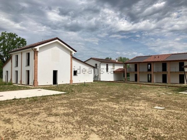 casa indipendente in vendita a Faenza in zona Centro Storico