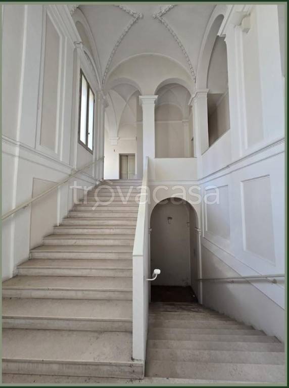 appartamento in vendita a Faenza in zona Centro Storico